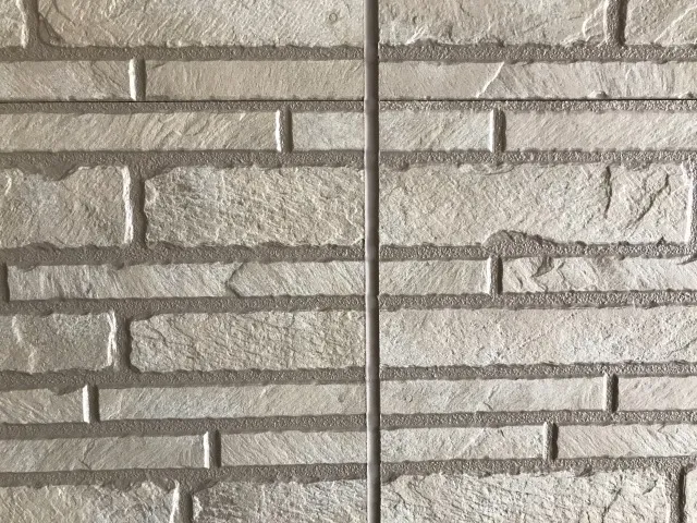 サイディングを活かす！クリヤー塗料施工の注意点