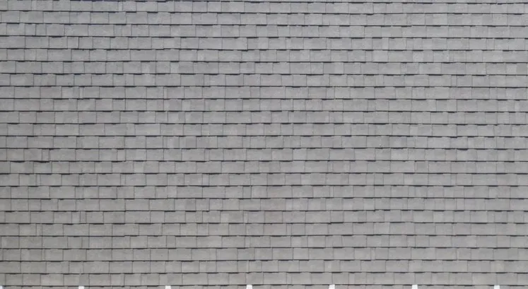 アスファルトシングル屋根は水性塗料のみ？理由と注意点