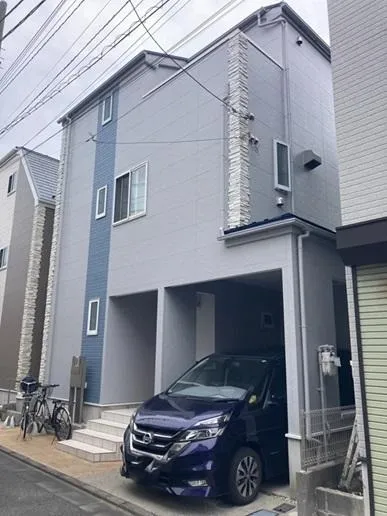 【江戸川区】戸建て住宅 外壁・屋根塗装工事｜ダイナミックTOPによるツートンカラー仕上げ