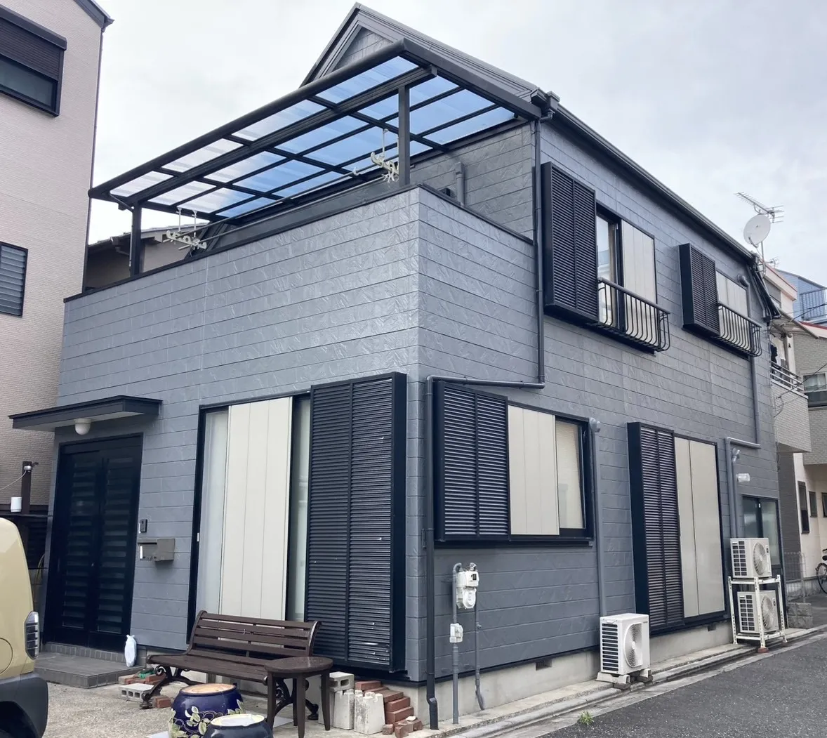 【江戸川区】築25年戸建て｜チョーキング・シーリングのひび割れを4工程塗装で美しく再生｜外壁・屋根塗装施工