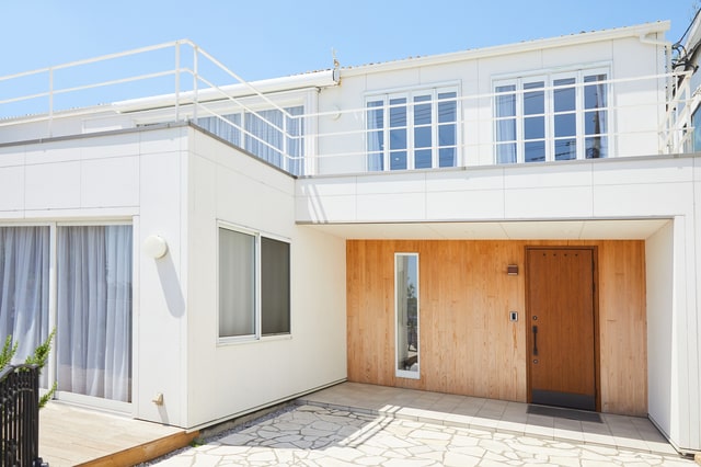 外壁を白にすると後悔する?後悔しがちなポイントとは